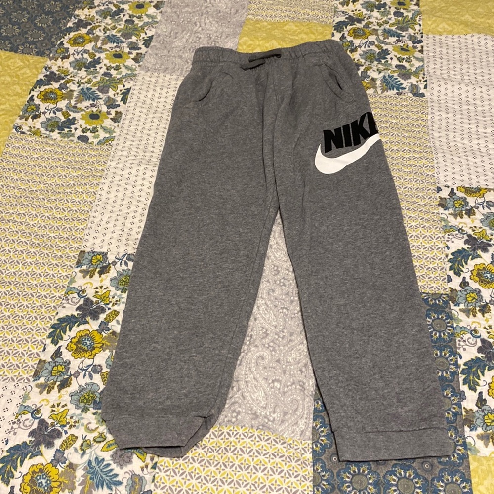 Boys L Nike Sweatpants